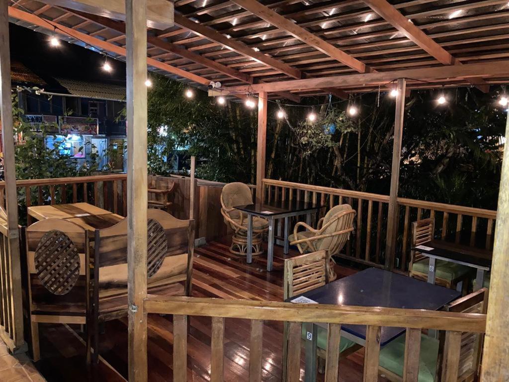 Hostal Zafiro Mindo Ngoại thất bức ảnh