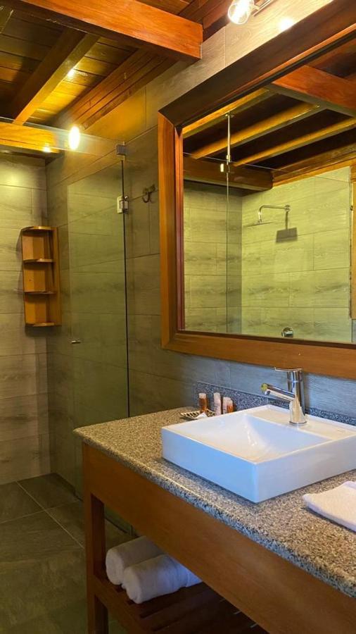 Hostal Zafiro Mindo Ngoại thất bức ảnh